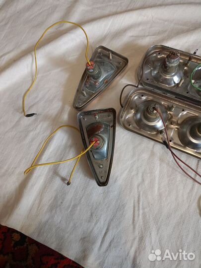 Задние фонари для москвича