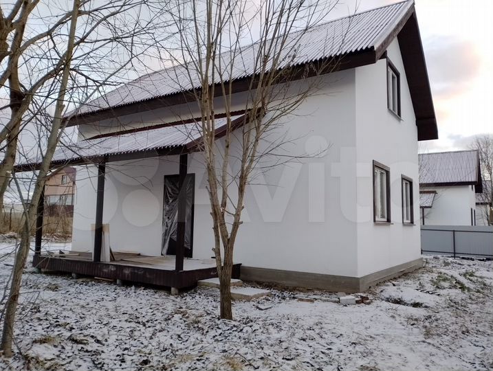 Дом 90 м² на участке 5 сот.