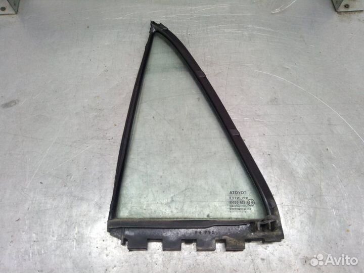 Стекло двери заднее правое Toyota Corolla E12