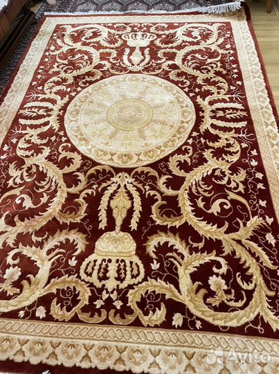 Ковер бу шерстяной, ручеой работы в отличном состо