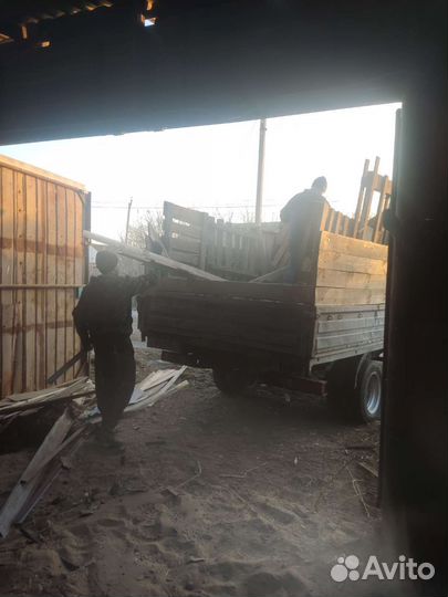 Вывоз строительного мусора газель грузчики