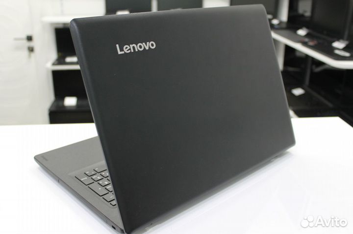 Ноутбук Lenovo 4 Ядра + 2Gb Видео