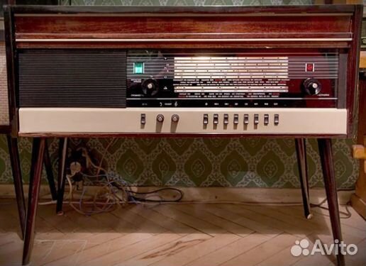 Радиола сетевая ламповая 