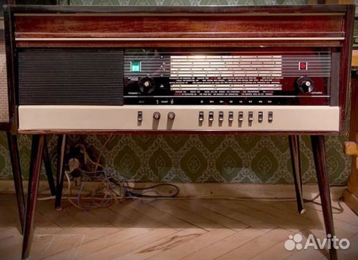 Радиола сетевая ламповая 