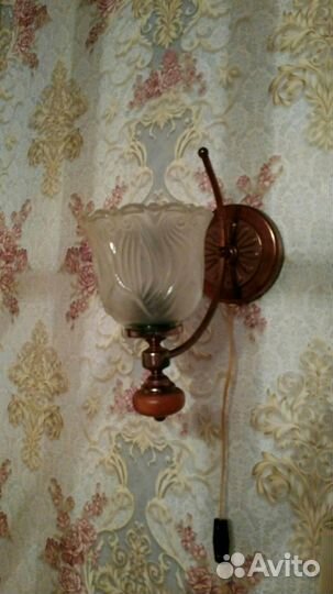 Светильник настенный (бра)