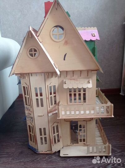 Домик кукольный
