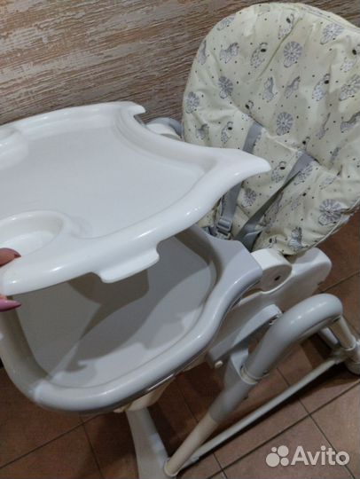 Стульчик для кормления happy baby