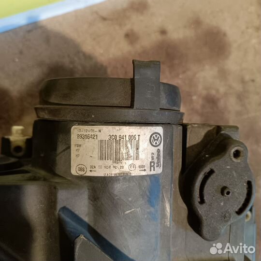 Фара передняя правая Volkswagen Passat B6