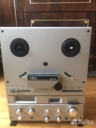 Катушечный магнитофон