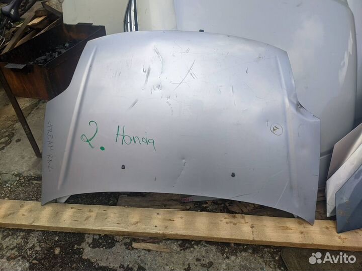 Капот Honda Stream RN2