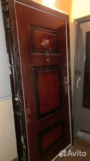 Дверь входная металлическая