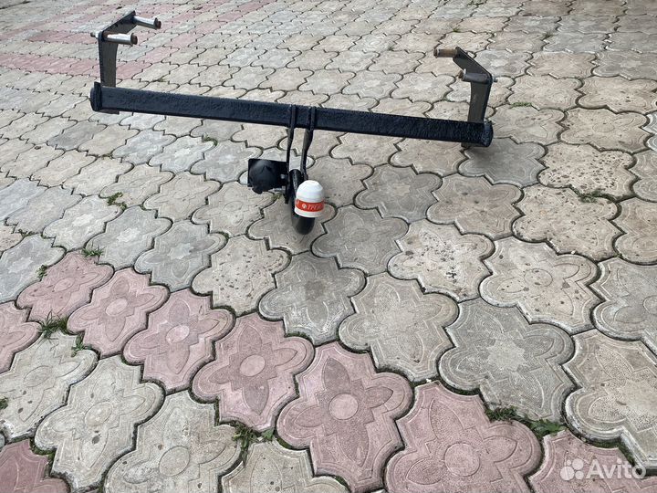 Продам фаркоп на рено дастер