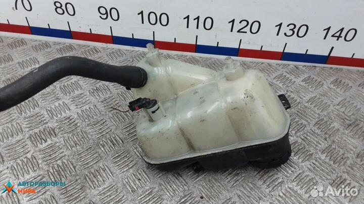 Бачок расширительный Mercedes-Benz E-Класс