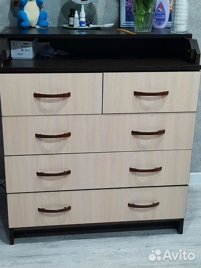 Комод пелинатор