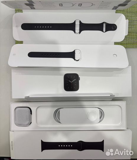 Apple watch series 6 44mm