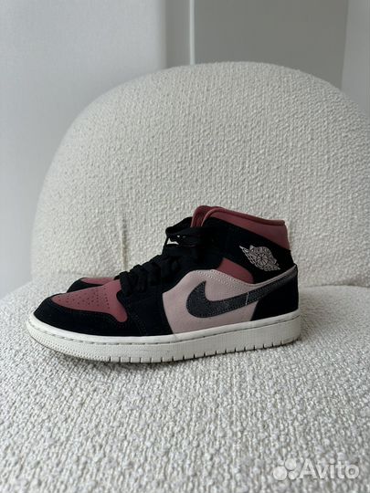 Кроссовки nike air jordan 1 женские