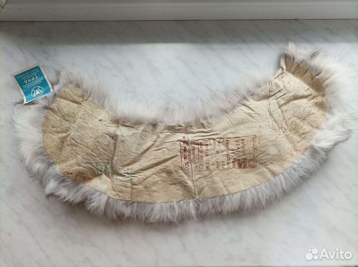 Меховой воротник из песца