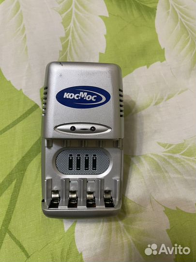 Зарядное устройство