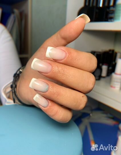 Маникюр