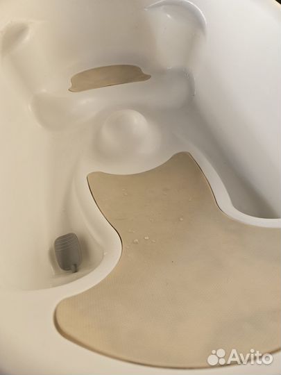 Ванночка и пеленальный столик