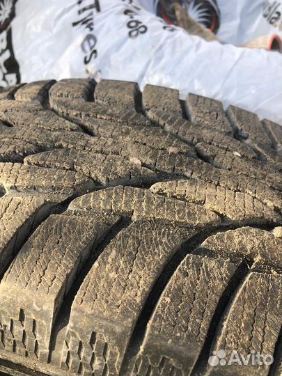 Kumho WinterCraft SUV Ice WS51 215/60 R17