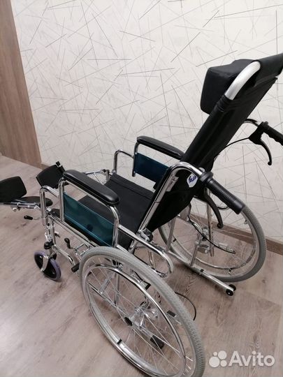 Кресло-коляска Симс-2 для инвалидов Barry R5