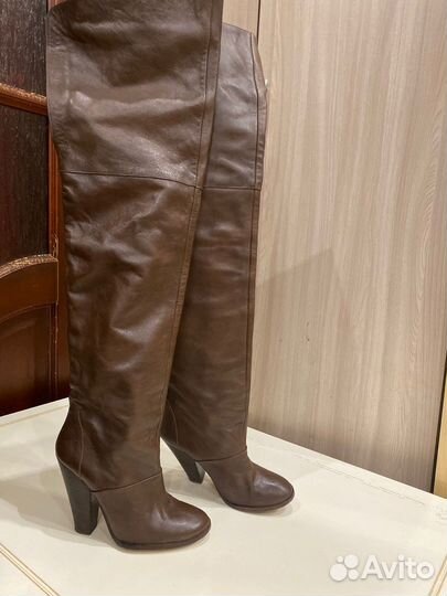 Шикарные сапоги ботфорты zara