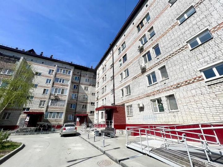 3-к. квартира, 60 м², 1/5 эт.