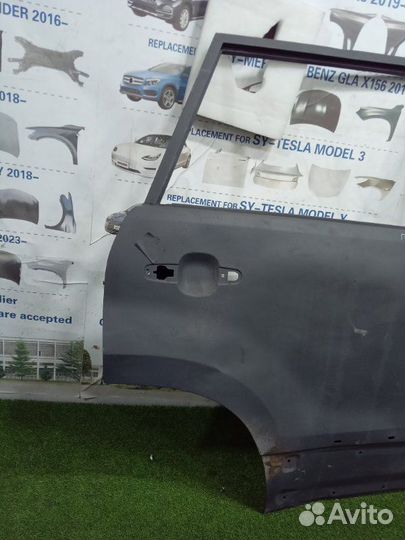 Дверь задняя правая Suzuki Grand Vitara 2010