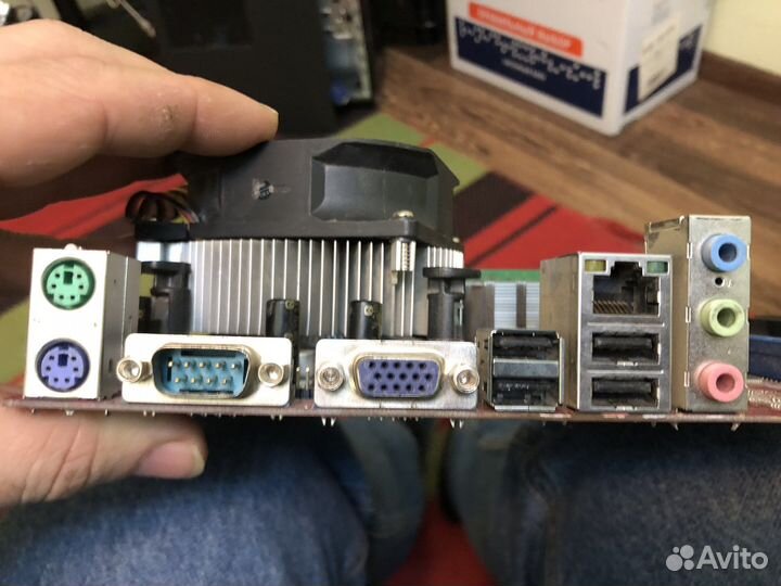 Материнская плата MSi