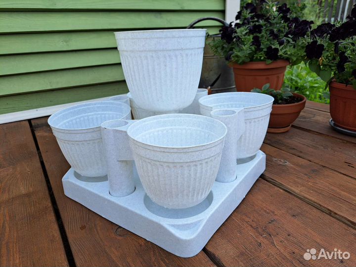 Кашпо с подставкой для цветов