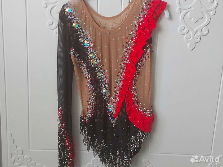 Костюм для художественной гимнастики 146