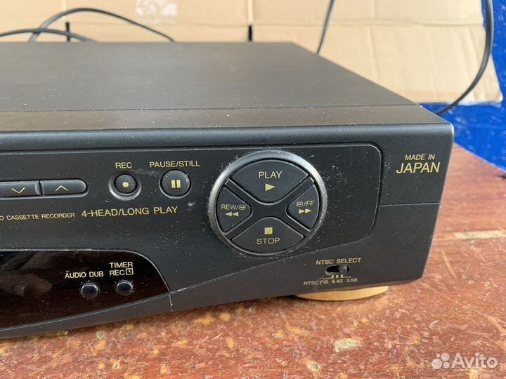 Видеомагнитофон panasonic