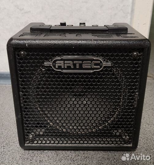 Бас гитара ibanez edb 700