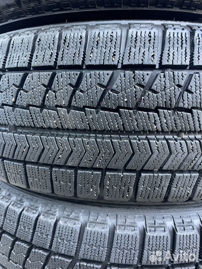 Bridgestone Blizzak VRX 185/60 R15