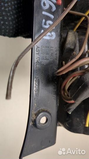 Фонарь (задний) Ford Escape, 2006