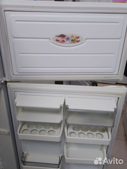 Холодильник маленький. Гарантия