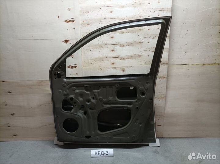 Дверь передняя правая Toyota Hilux 7 2006-2015