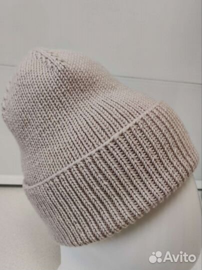 Шапка женская вязаная