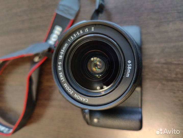 Canon EOS 550D EF-S 18-55 IS II Kit