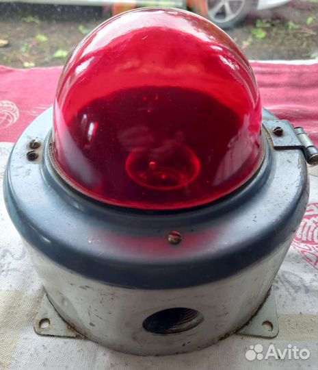Светильник промышленный красный СССР