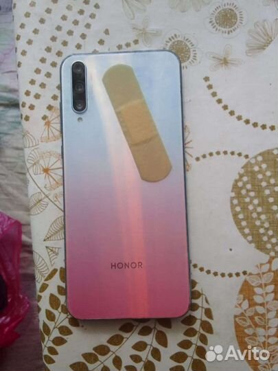 Телефон honor 30i