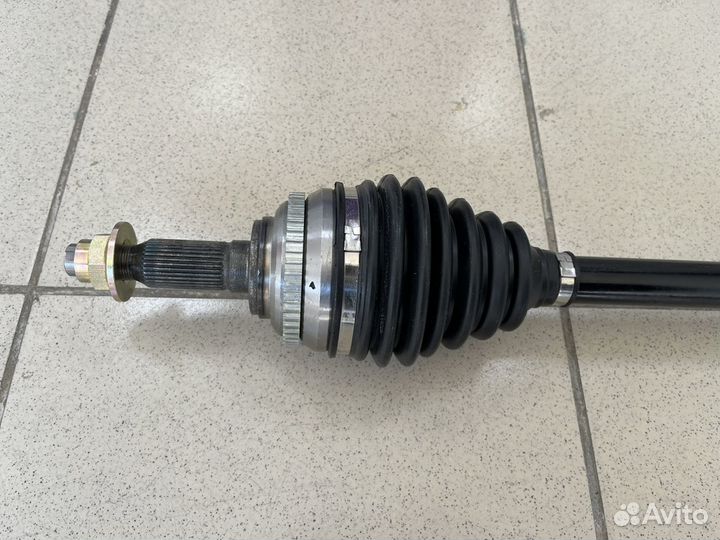 Привод правый Шевроле Лачетти в сборе