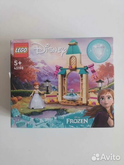 Lego Disney Двор замка Анны