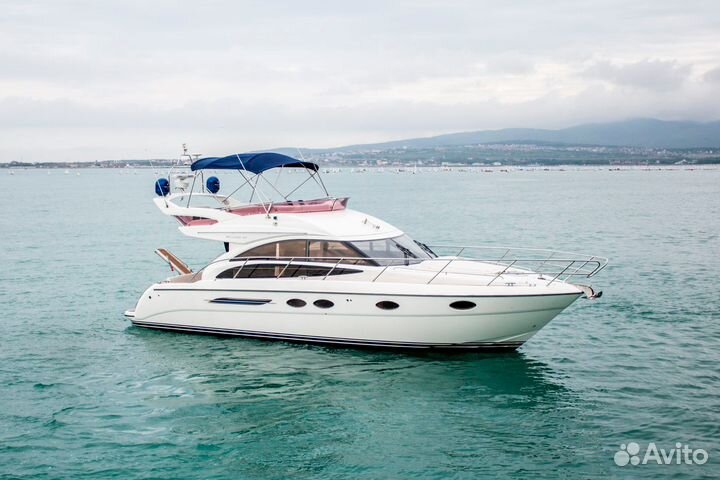 Моторная яхта Princess 42 (012)