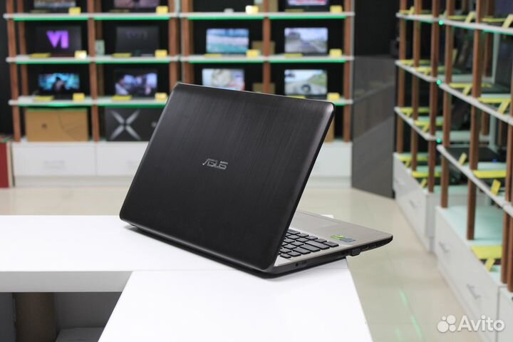 Мультизадачный ноутбук Asus