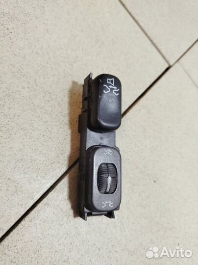 Кнопка управления парктроников Mercedes w220