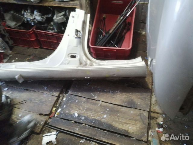 Renault Fluence порог левый