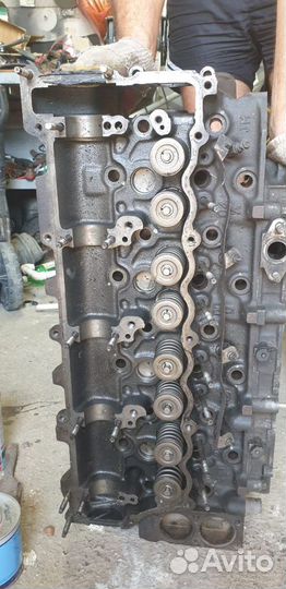 Головка блока двигателя 4HG1