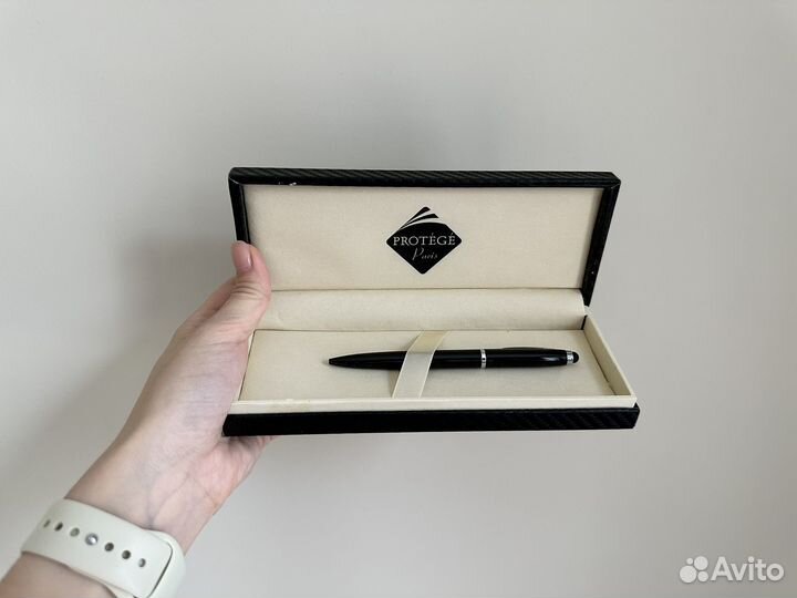 Ручка protege новая